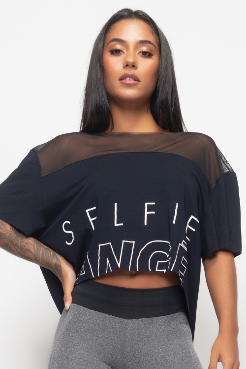 Blusa Preta Selfie